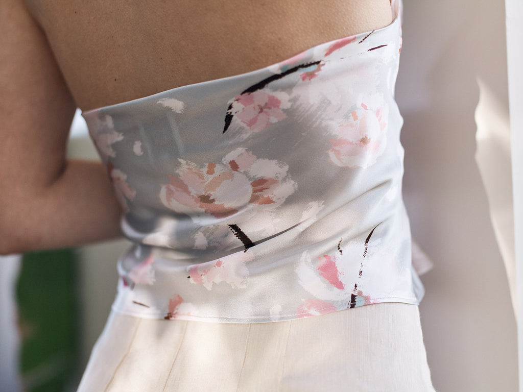 LOLA SILK HALTER - SAKURA PRINT
